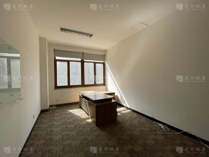 海淀科技园 百思特600平办公室出租 精装修带家具_2