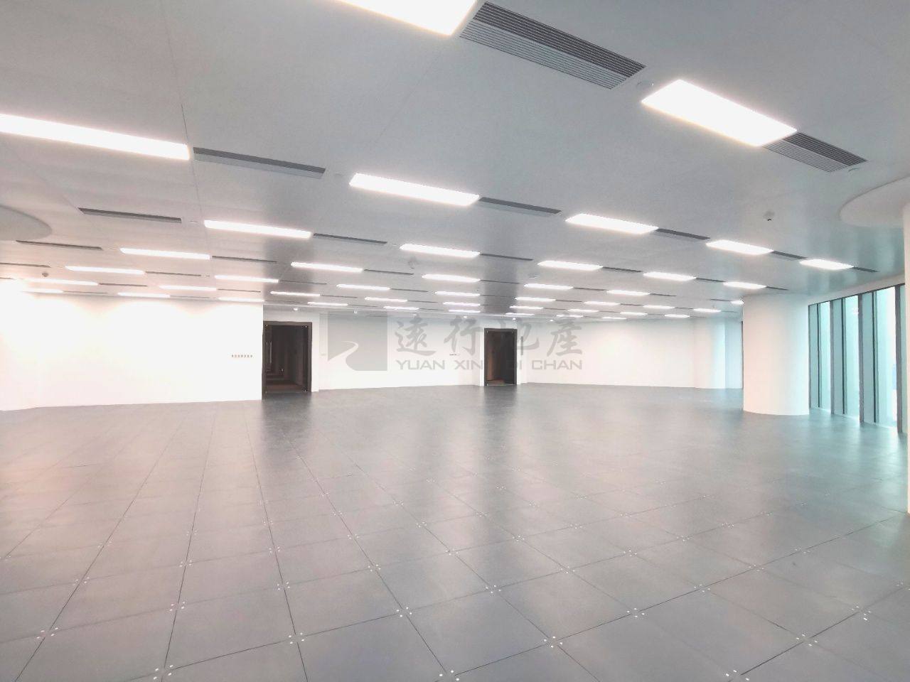 林和西丨广州环贸中心丨简装办公室对电梯_2