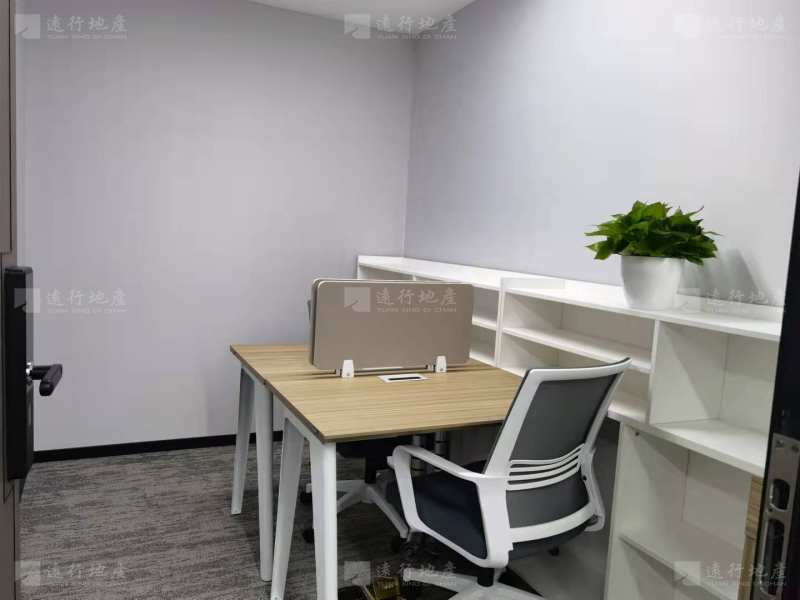大浦东核心商圈，精装送全新办公家具，随时看房_5