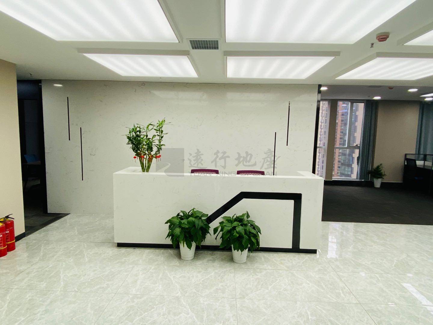 高升时代广场 精装修带家具 正对电梯 交通便利_4
