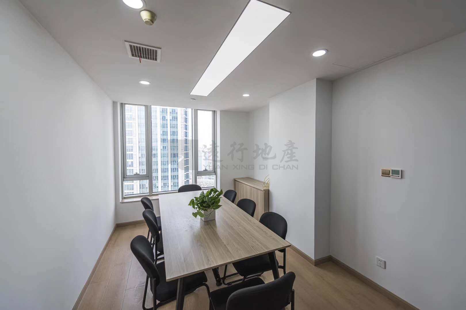 中海国际中心，精装修带家具，正对电梯,欢迎咨询_8