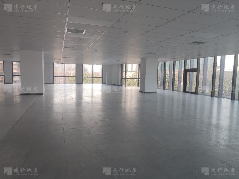 南二环丨办公室丨整层丨2200平户型方正丨落地窗_7