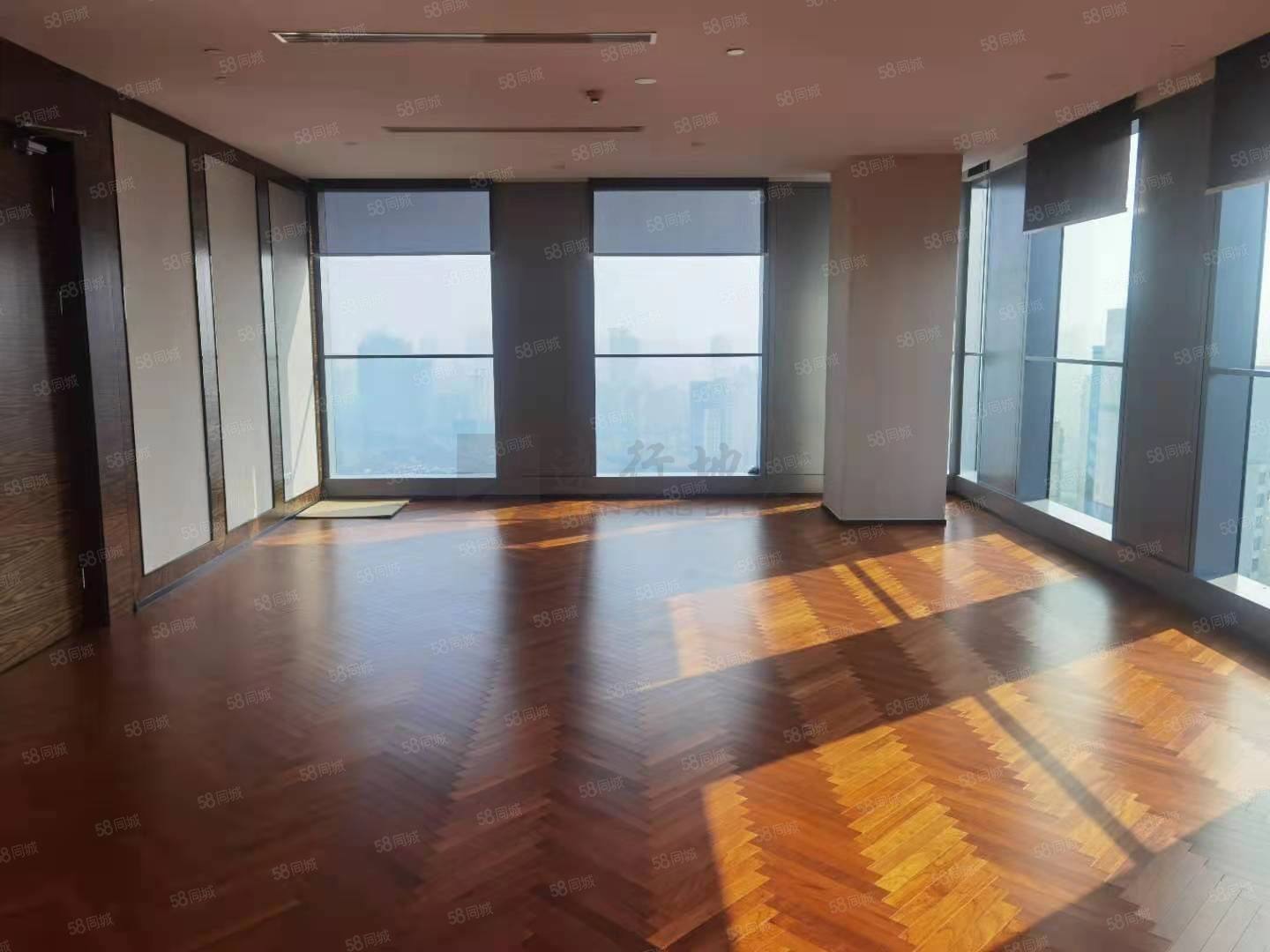 港泰广场 百万装修 高区 正对电梯 户型方正 高区_3