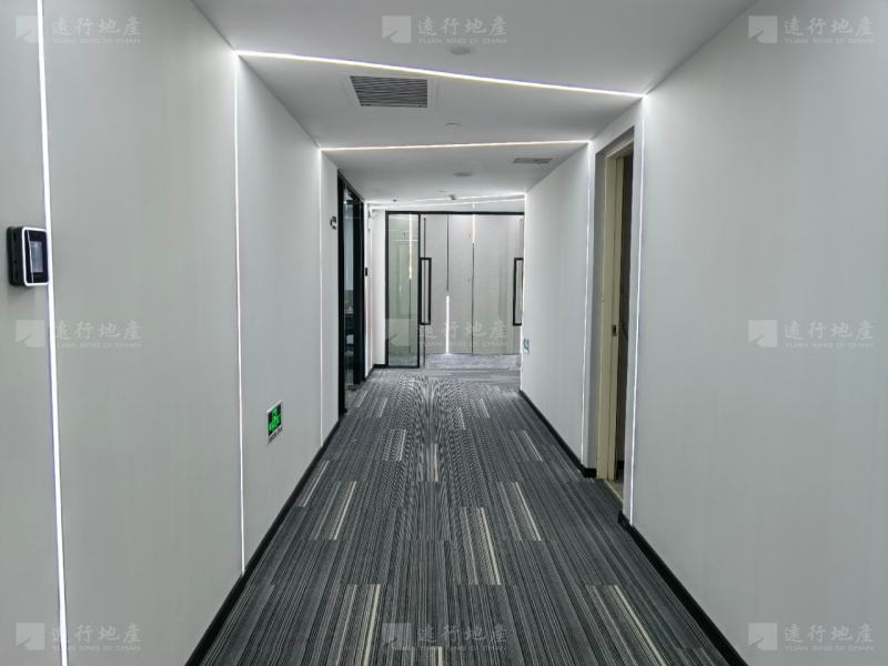 上海国际集团大厦，高区精选，价格优惠，158平米_4