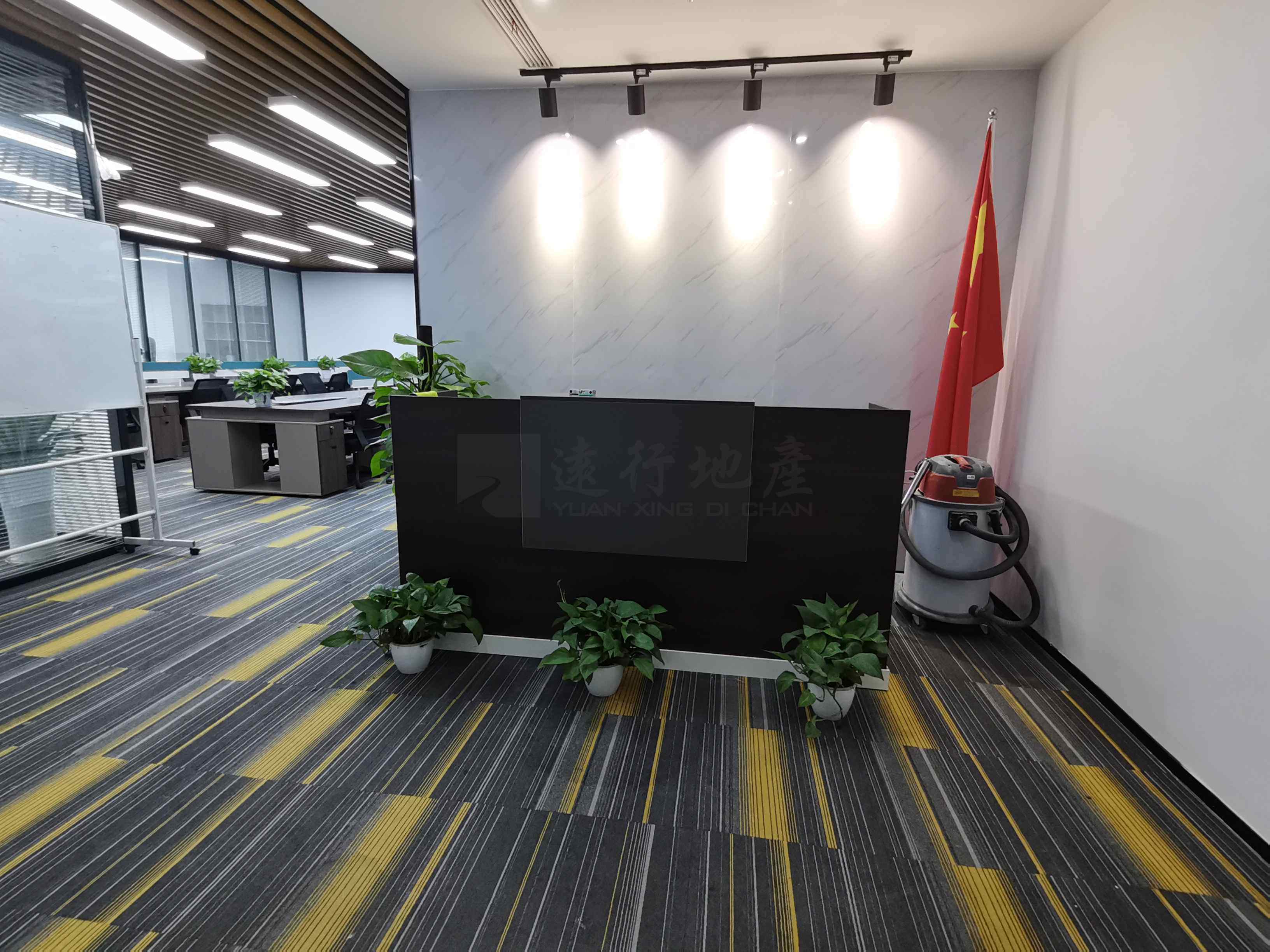 小龙湾总部基地交通方便精装修带家具专业办公团队造随_7