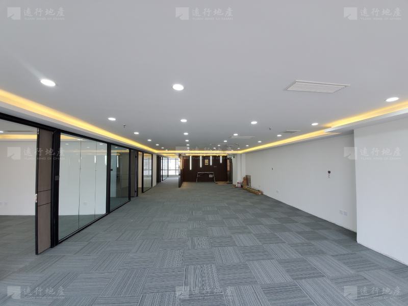 浦发国际金融中心/350平米/精装修带家具_4