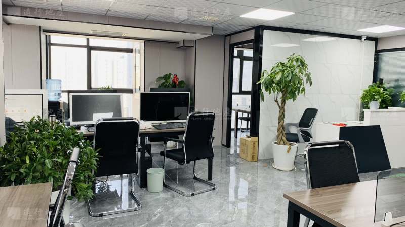max未来丨135平2个办公室丨家具全配采光棒_6