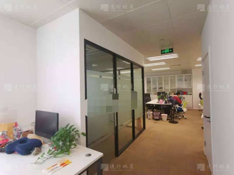 上海国际集团大厦 豪华装修 拎包办公 高区 正对电_3