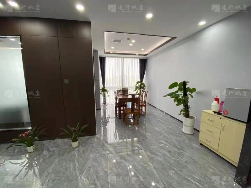 汉港中心495平 正对电梯口 精装带家具 拎包办公_7