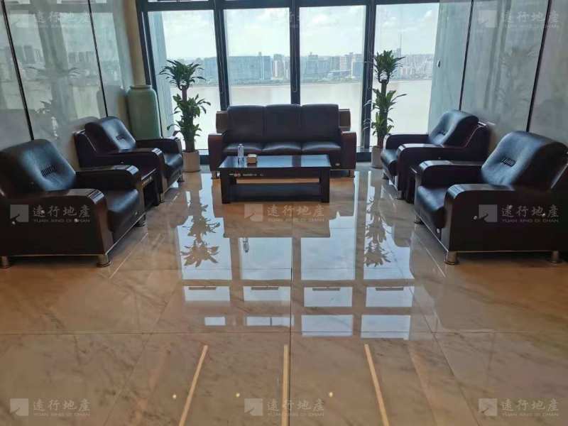 九龙湖国际企业总部园 精装修带家具 价格优惠急租_6