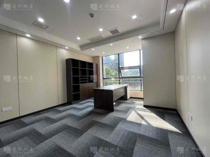 武昌徐东 水岸国际 精装修带家具 正对电梯随时看房_7