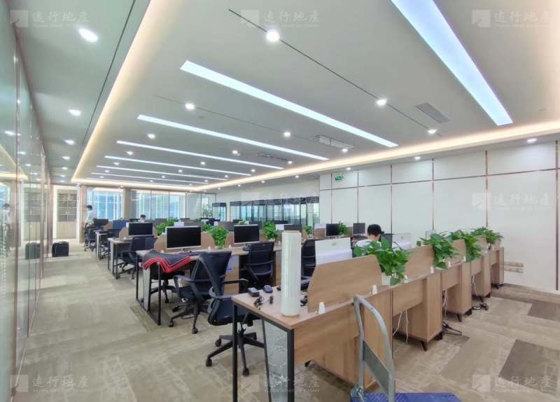核心CBD丨泰合国际金融中心300平 精装带家具 _5