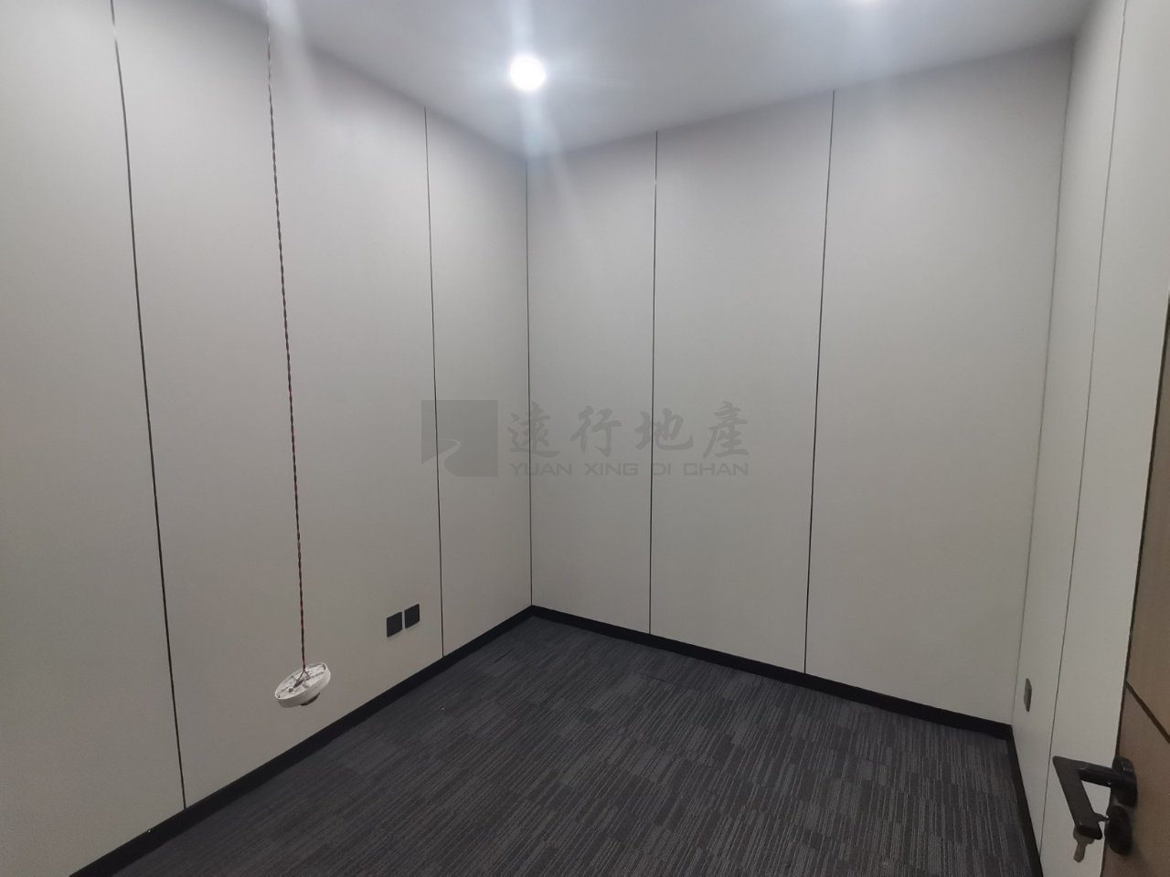 曲江文化创意大厦110平丨精装全新带家具丨欢迎咨询_2