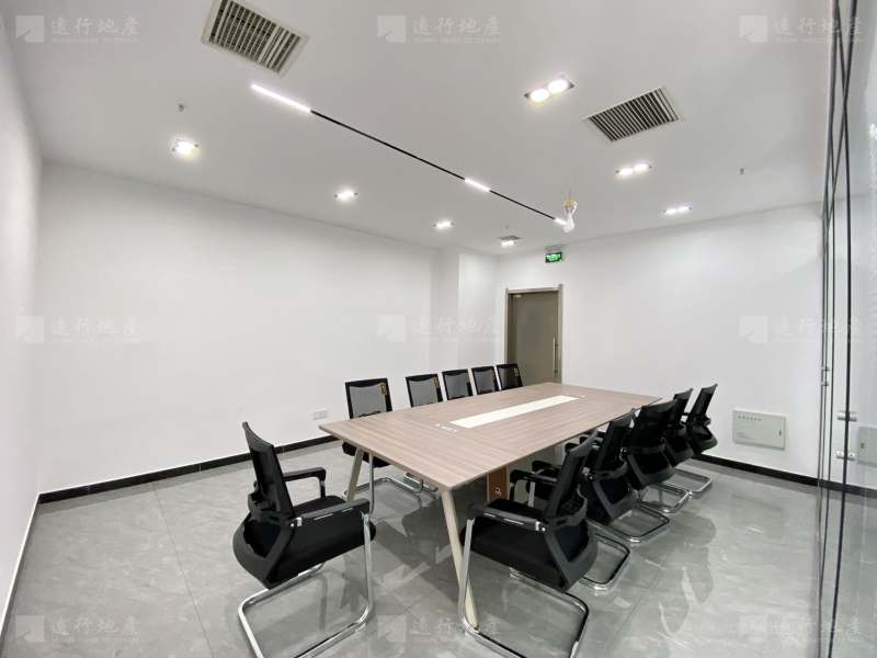 文化产业大厦 电梯口位置 精装含家具 拎宝办公_6