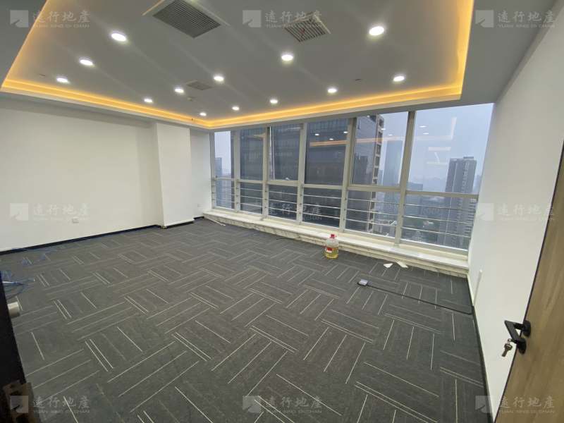 楷林IFC丨300平方精装带家具丨楼下地铁50米_5