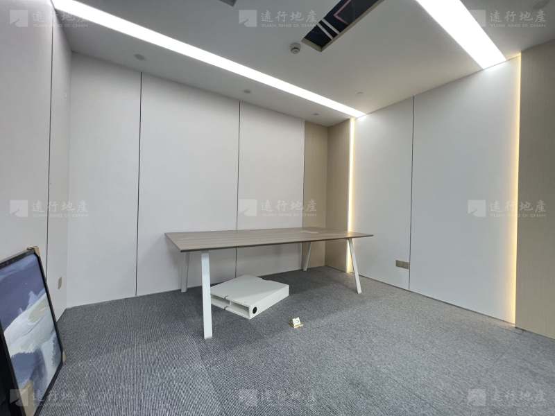 上城写字楼出租丨豪华装修办公室丨带家具户型方正_8