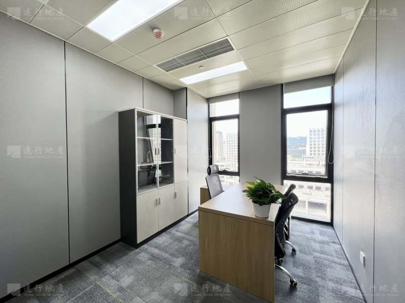 海格通信产业园 精装修带家具 户型方向 正对电梯 _7