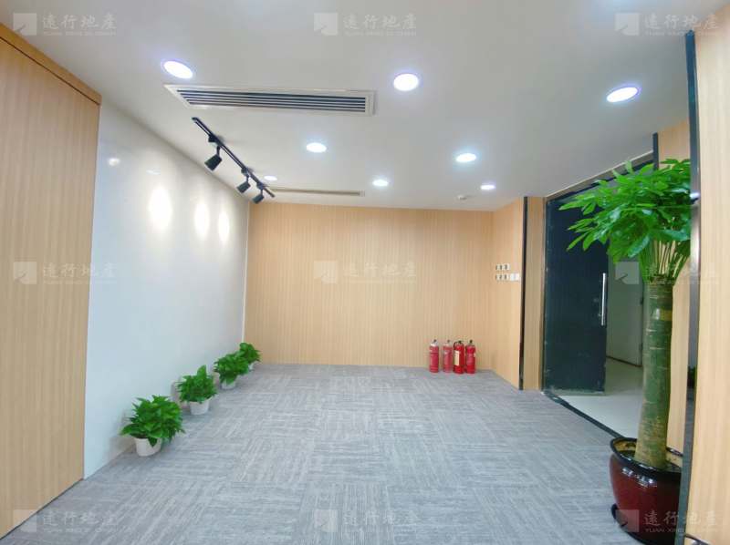 办公室丨丰联广场 精装修 正对电梯 户型非常方正_5