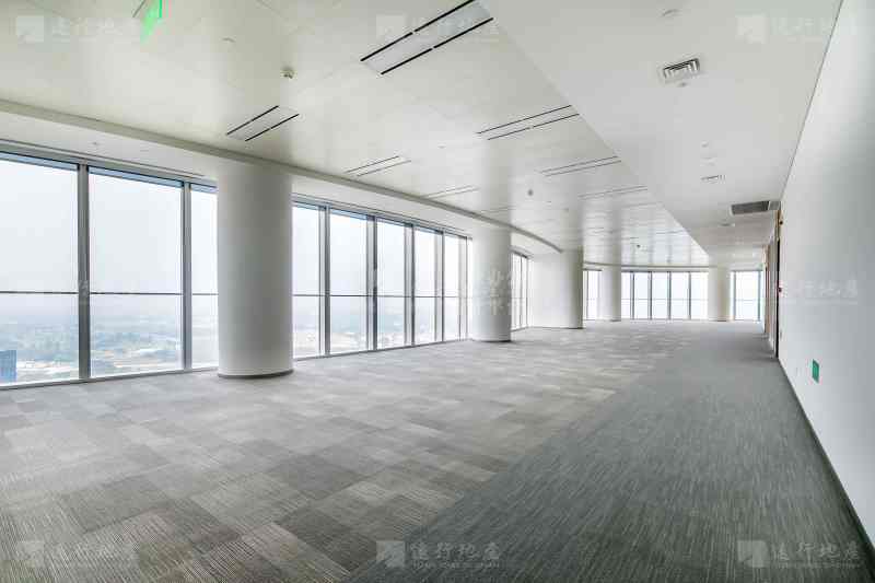 望京中航资本大厦 精装办公室 整层带家具 四面朝向_1