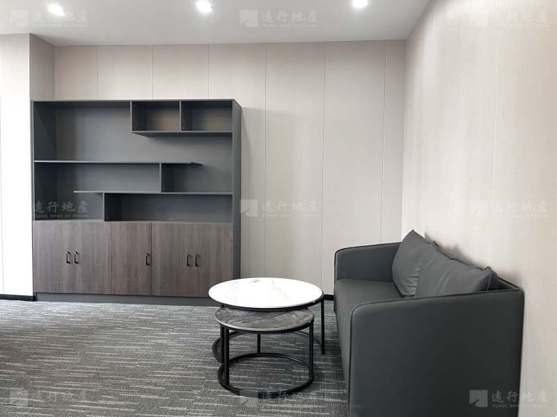 年底特价丨广都设计创意中心900平 精装带家具 _5
