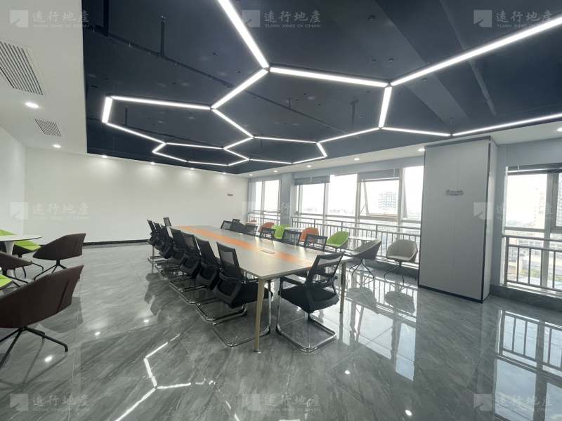 中铁科技大厦 高区舒适办公房 正对电梯口 双面采光_1
