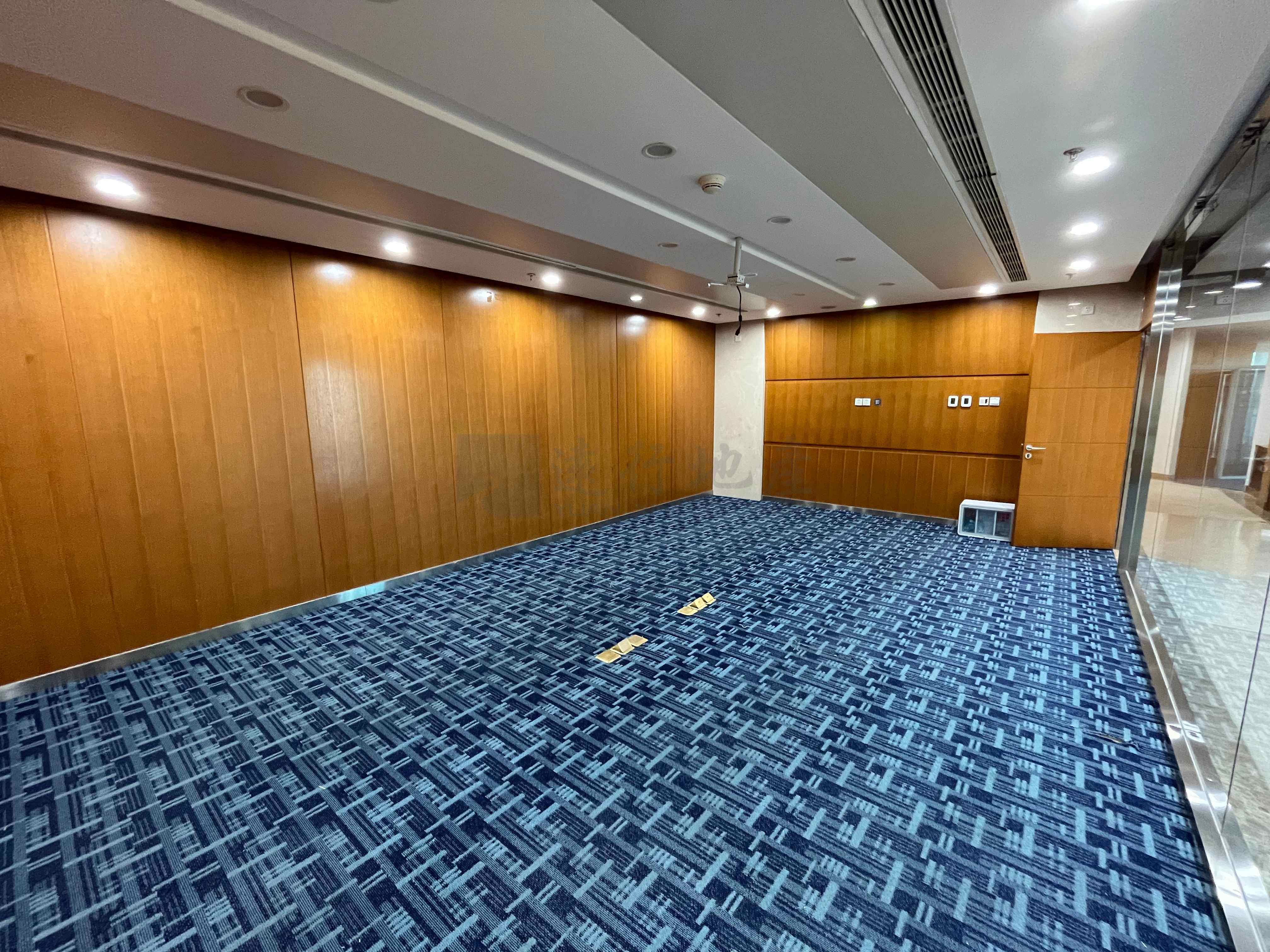 国企免租金 环球贸易中心 正对电梯 精装修 商业配套齐全 _1