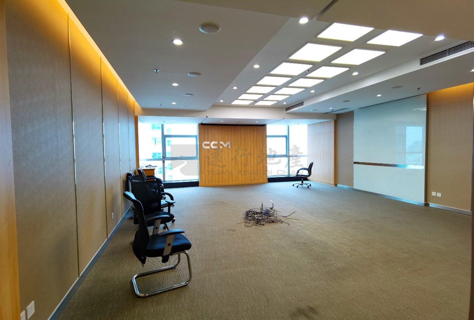 北三环环球贸易中心 精装修整层办公室 随时可用_7