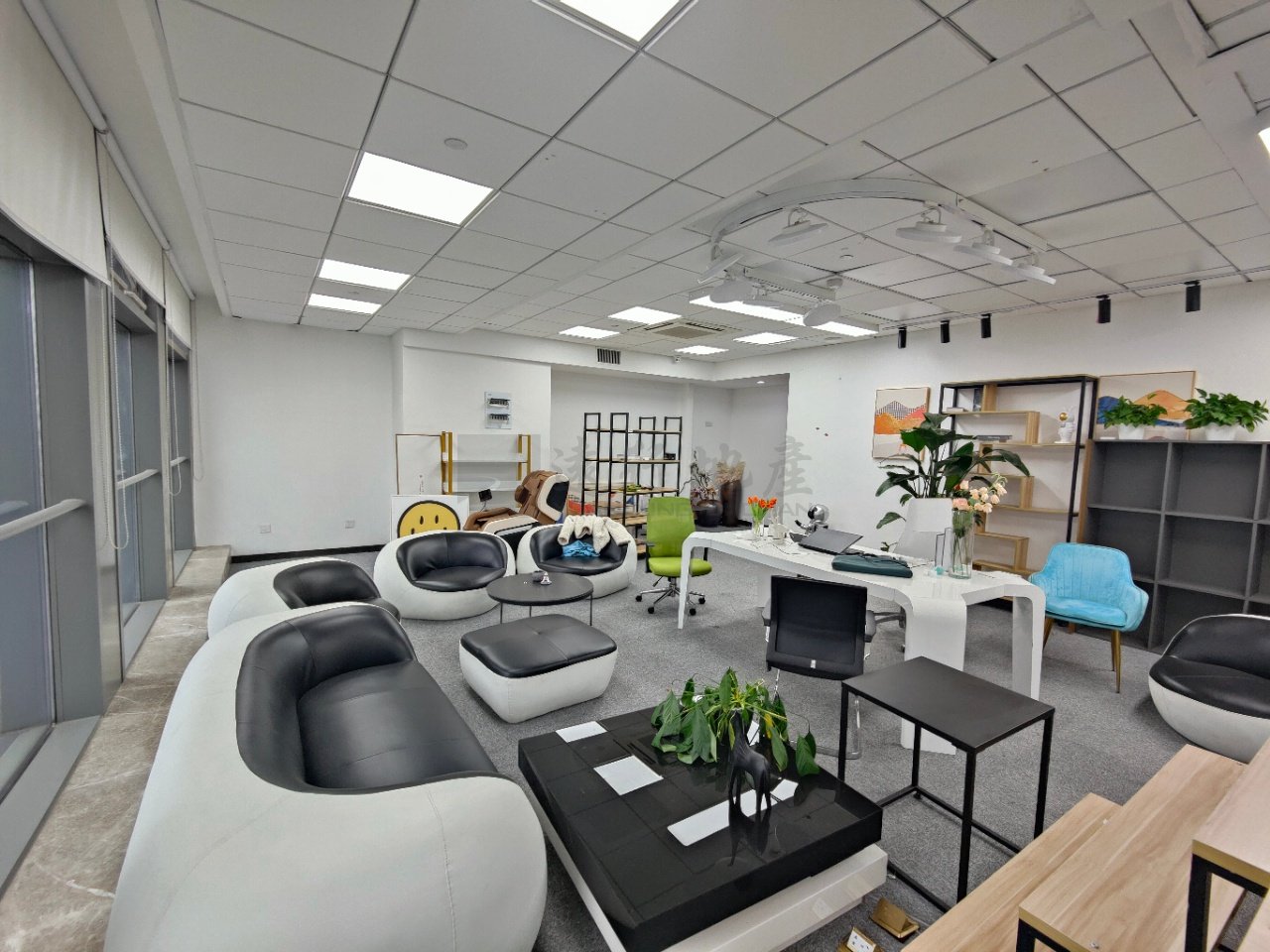 园区环境优美 办公天花板 超高绿化率 高区整层_5