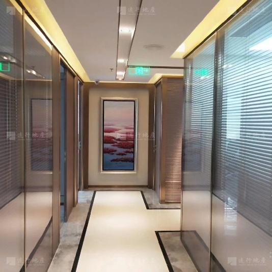  麒迪商务中心，正对电梯，双面采光_6