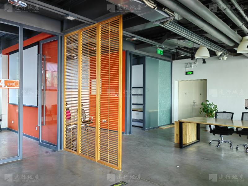 融创动力丨地铁直达的办公室丨复式结构丨随时看房_8