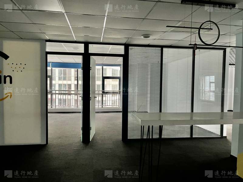 中国铁建洛克大厦 央企自持写字楼 可分割可订制装修_5