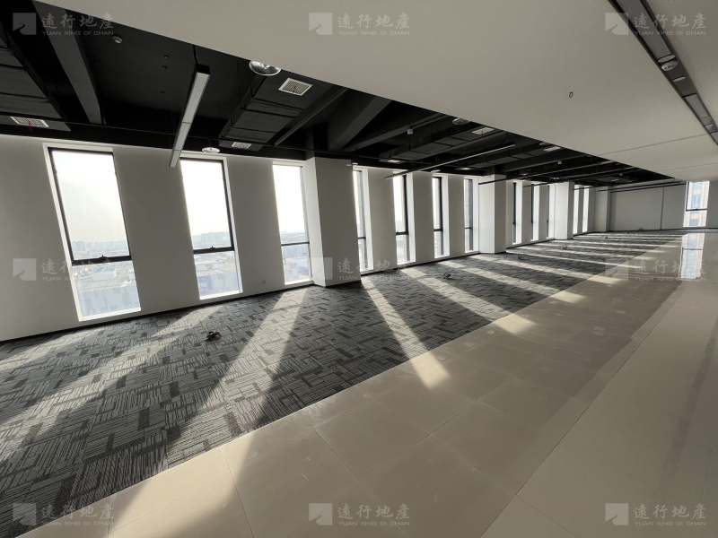 地标建筑丨郑东绿地中心4000平米丨整层出租_2