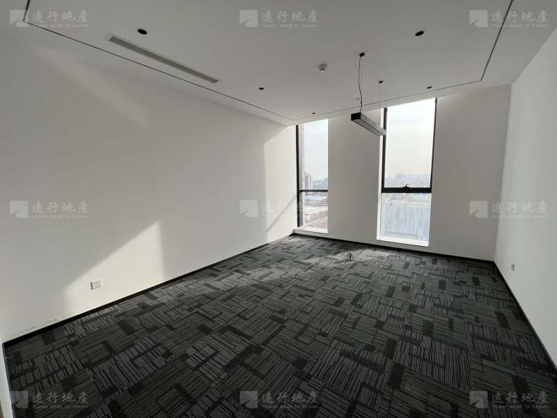 地标建筑丨郑东绿地中心4000平米丨整层出租_8