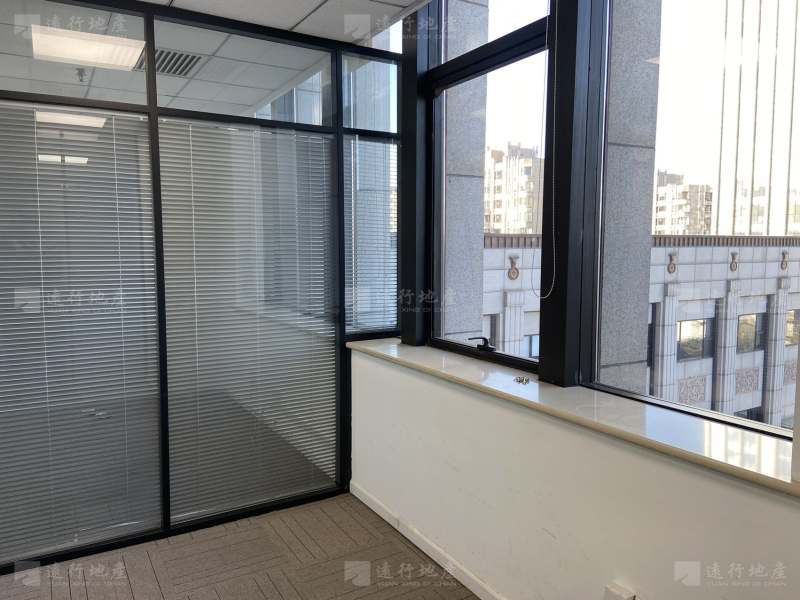 瀚海长城大厦丨精装300平米办公室丨使用高丨地铁近_7