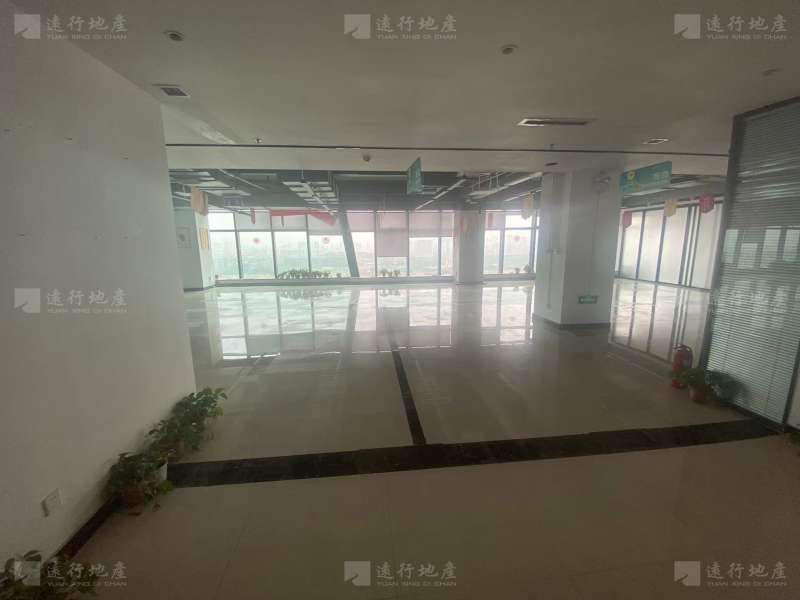 郑东商业中心 2000平方 高层视野 精装修带家具_5
