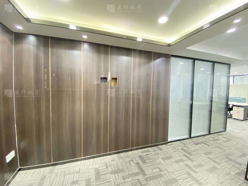 电梯口丨太和时代 品质楼盘150平3+1精装全配_3