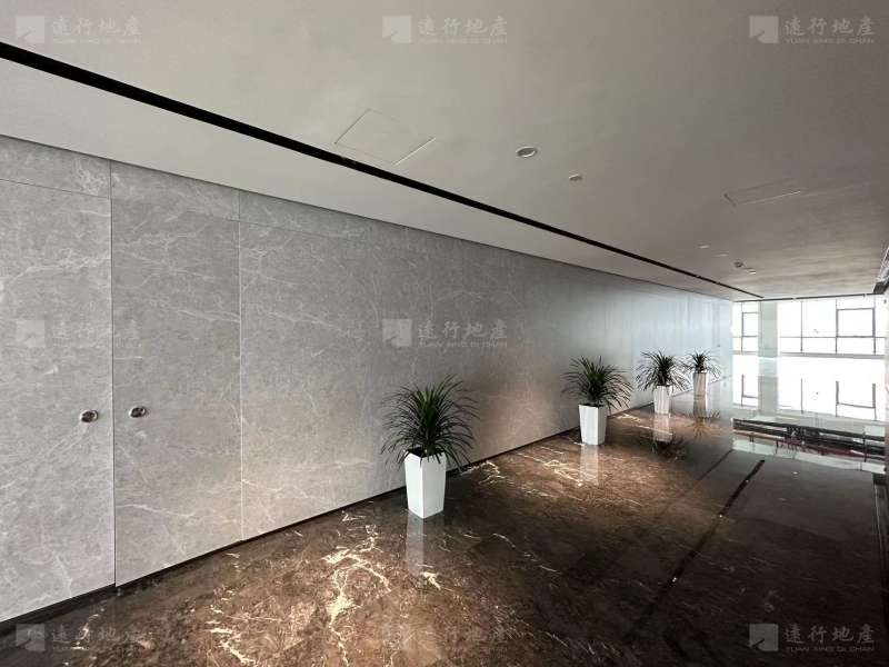 中海发展大厦写字楼出租！精装修带家具环境优美！！！_1