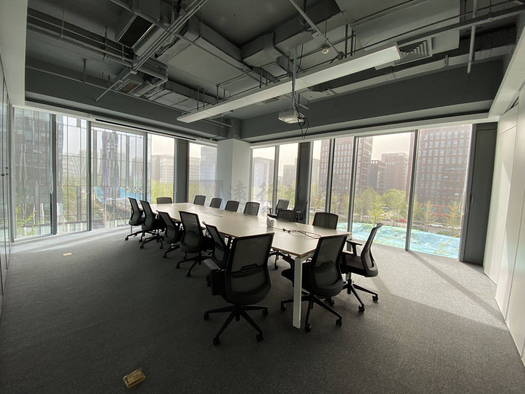 西三环精装办公室 大气前台户型规整 大工位区可放100工位 _4
