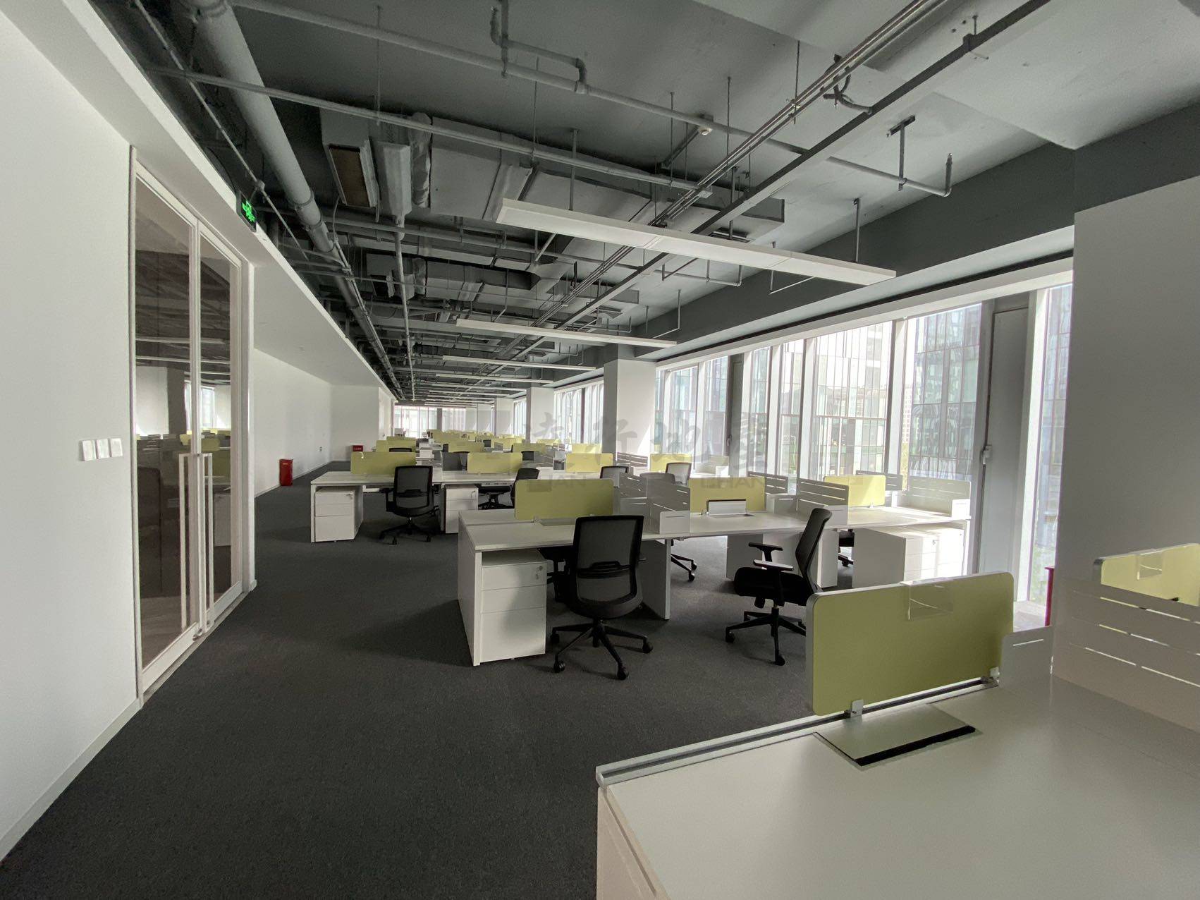 西三环精装办公室 大气前台户型规整 大工位区可放100工位 _5