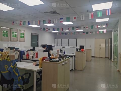 沪港国际大厦 精装办公是出租_5