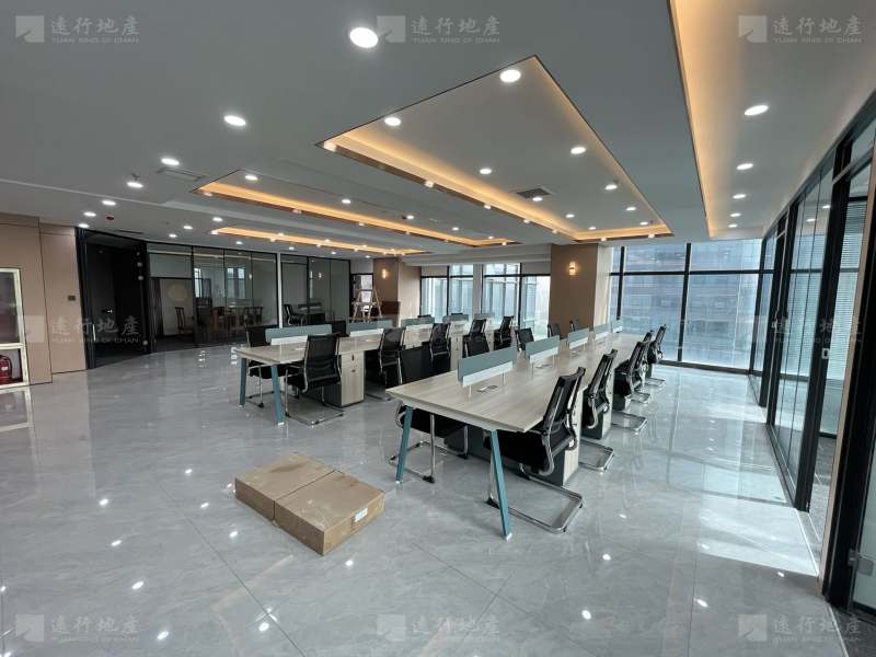 郑州国贸中心创意写字楼丨1000平丨户型方正丨随时_5