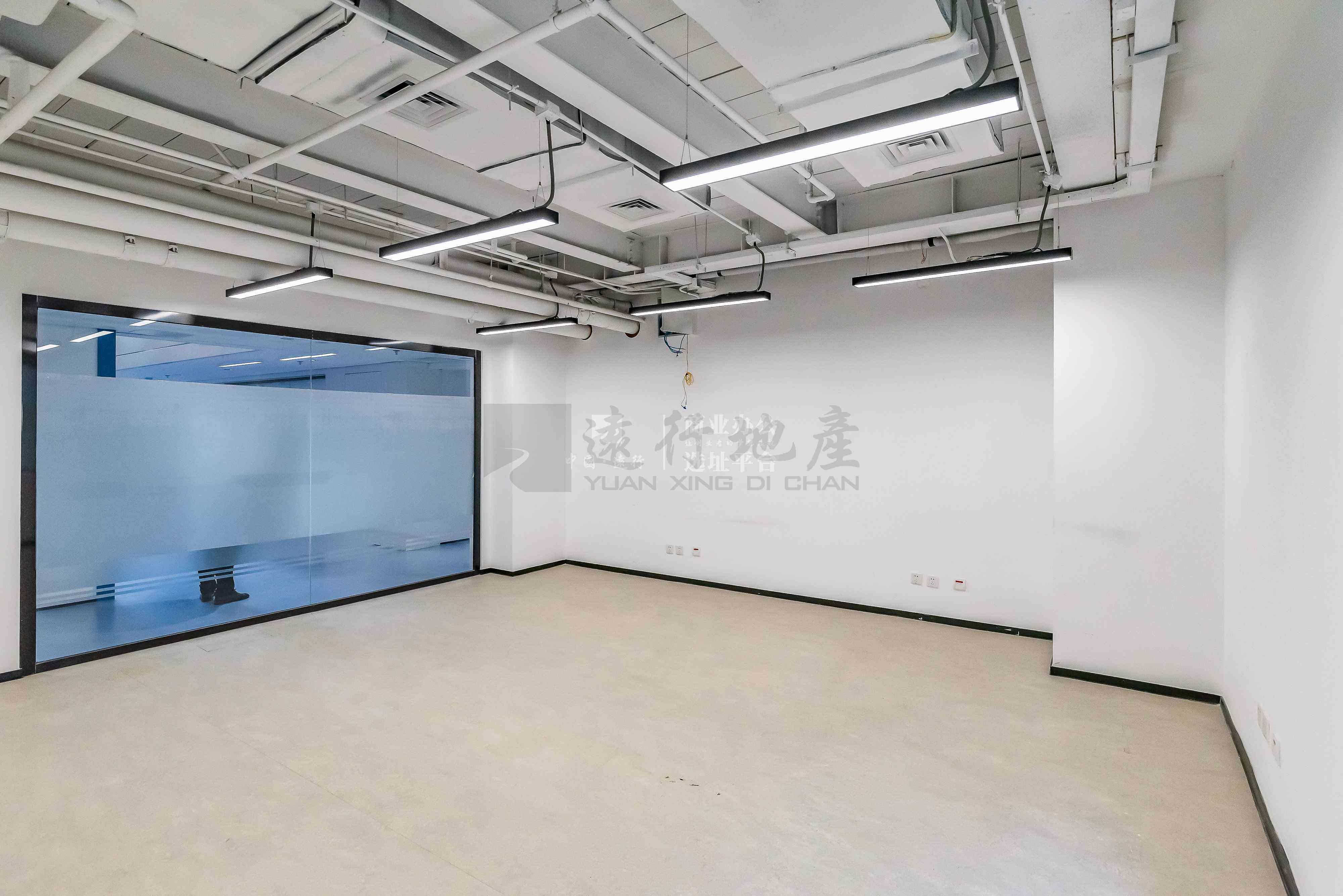 望京南 正对地铁 独栋办公室 3000平米 精装修随时办公，业主直租，随时看_1