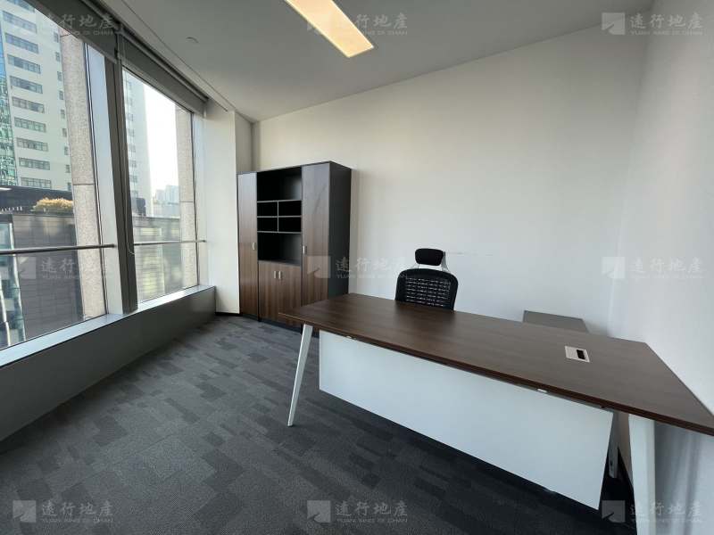 天汇广场二期，新出办公室，正对电梯办公室_5