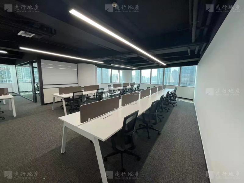  中海国际中心，新出办公室，正对电梯办公室_4
