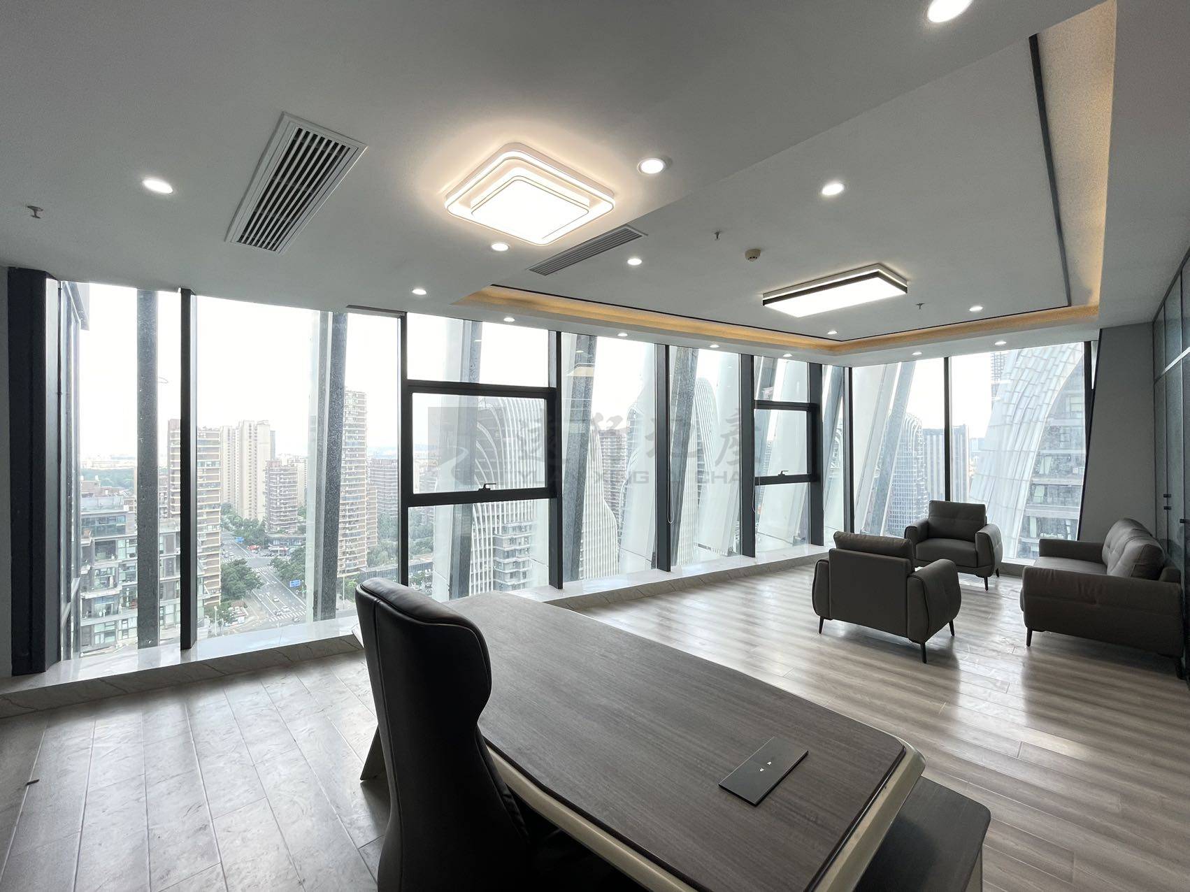 南京南站 250平米 精装修办公房源降价出售 带全套家具_8
