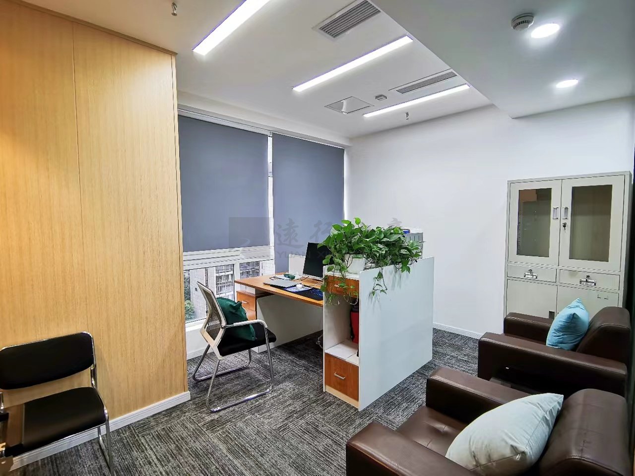 香年广场办公室出租 地铁口甲级品质楼宇 384平 40人办公_8