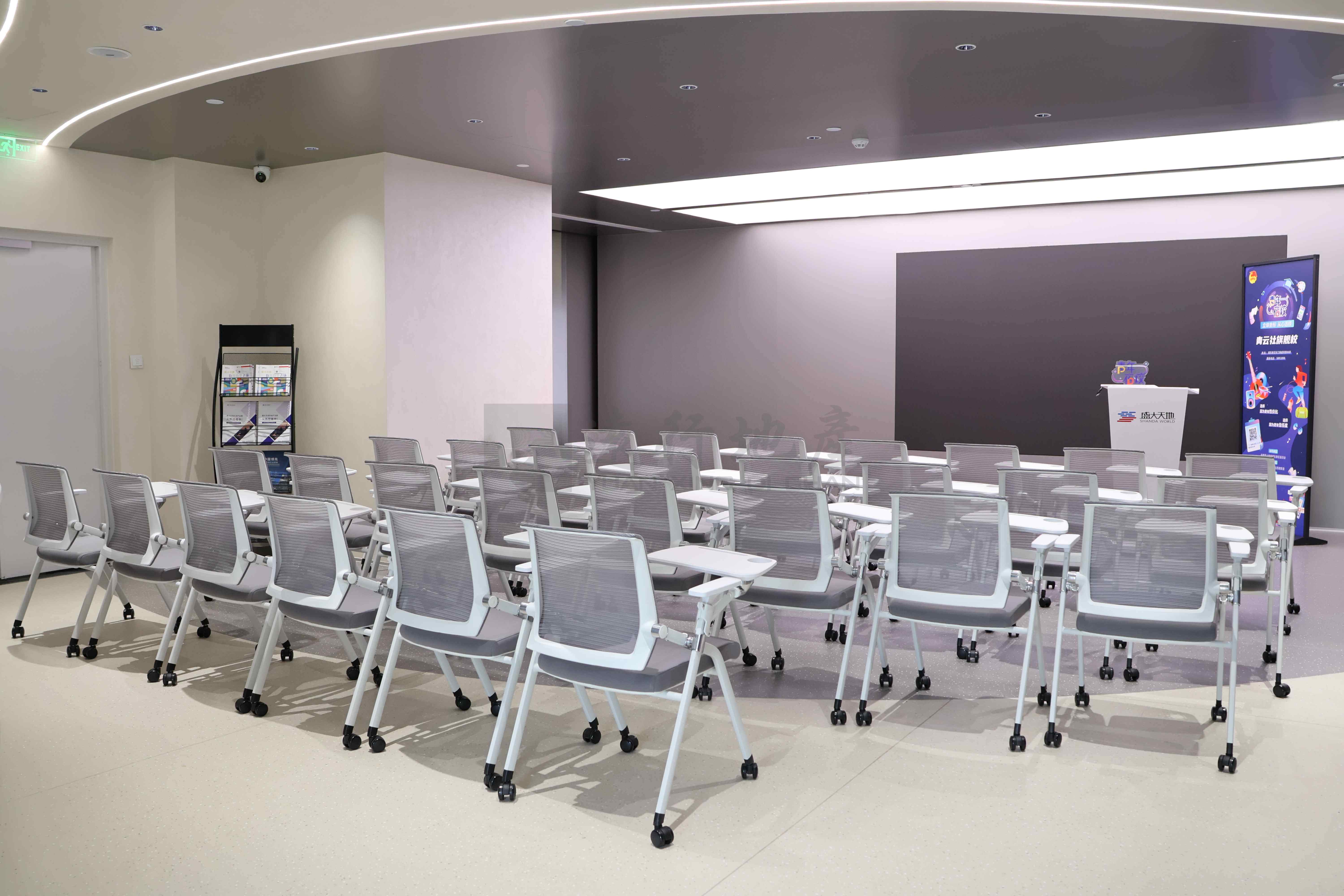 精装稀缺小户型 可远眺陆家嘴三件套_8