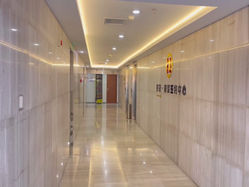 珠江路 新世界中心 精装带家具 拎包办公  3+2_1