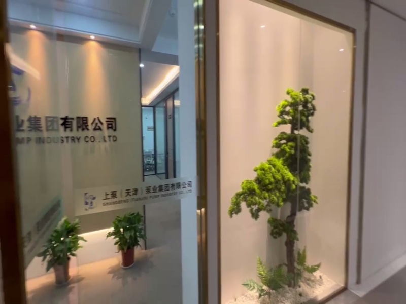 西安门 熊猫中央广场 地铁上建 精装修 带家具办公_1