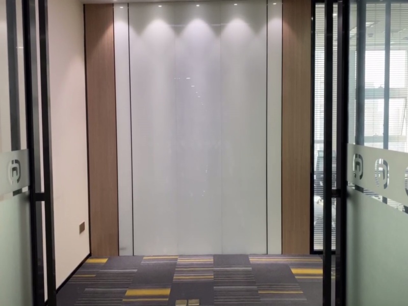 汉街总部国际丨正对电梯口丨精装修带家具丨双面采光 _1